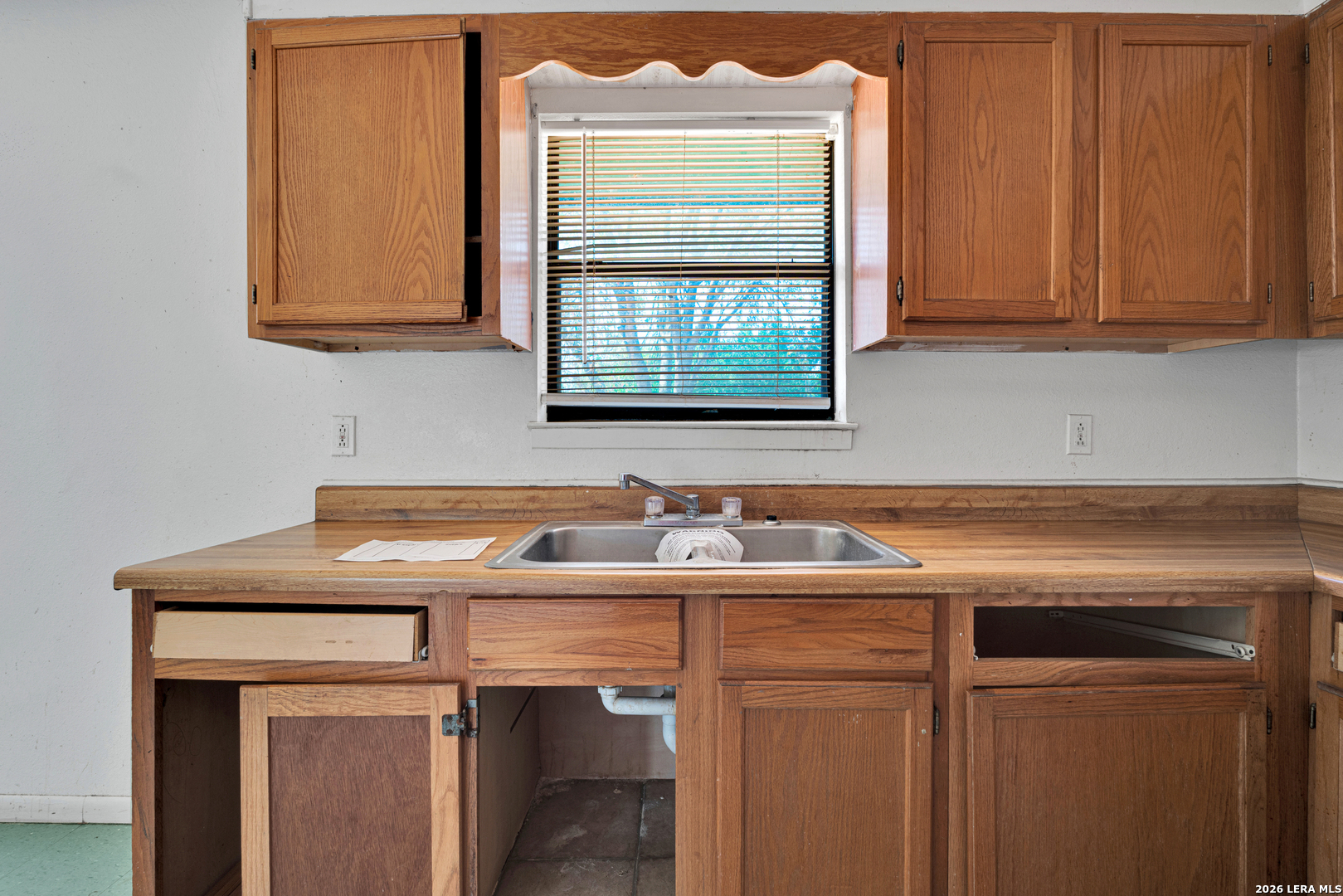 2826 Trails W Pearsall TX 78061