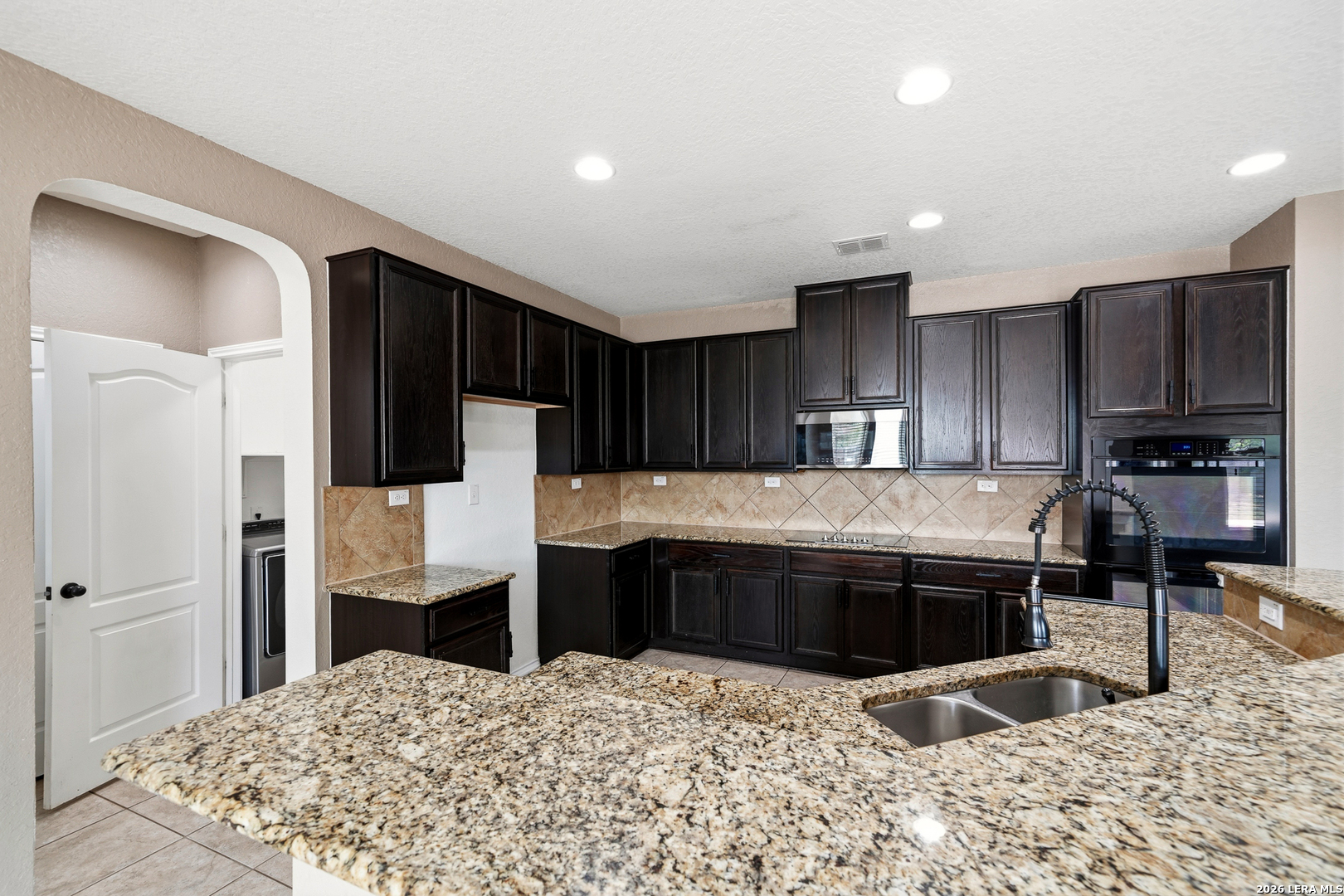 1311 Plaza Lake Drive San Antonio TX 78245