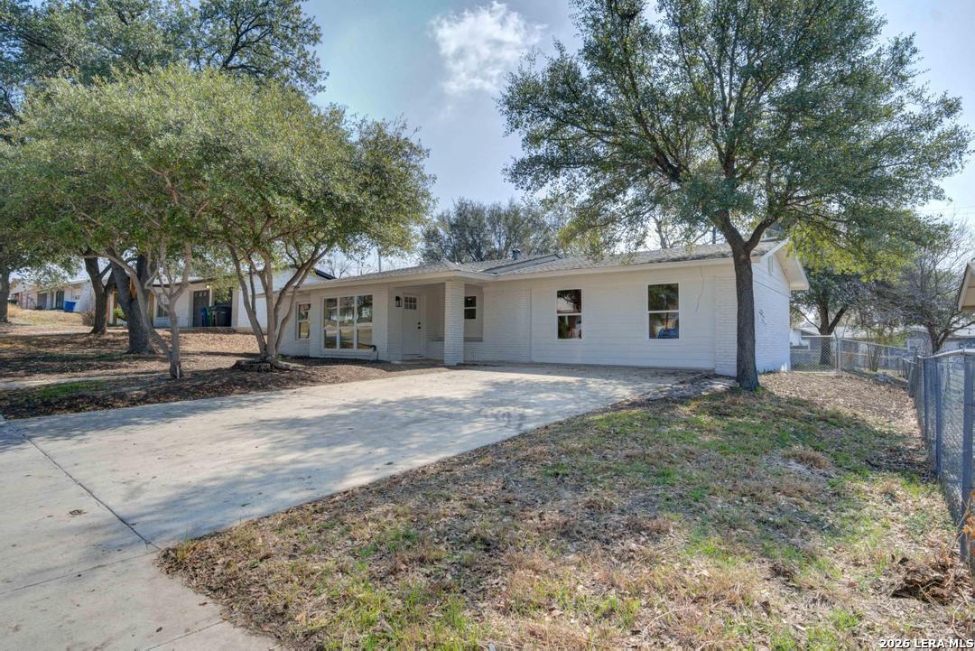 322 E Rampart Drive San Antonio TX 78216
