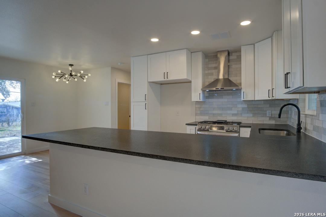 322 E Rampart Drive San Antonio TX 78216