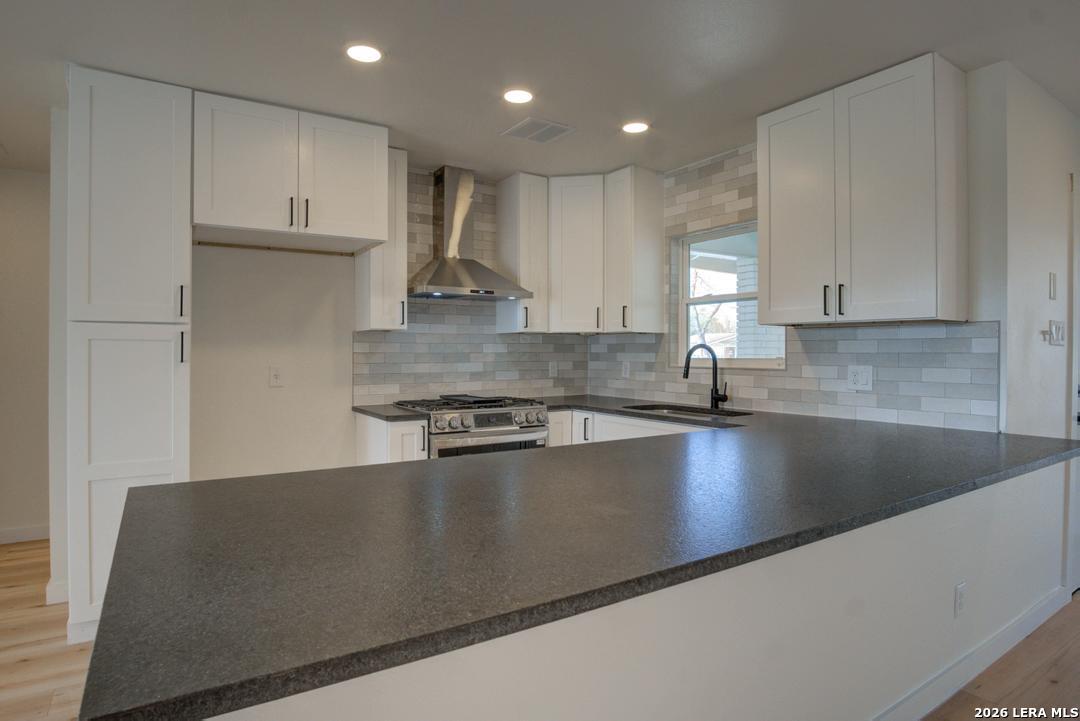 322 E Rampart Drive San Antonio TX 78216
