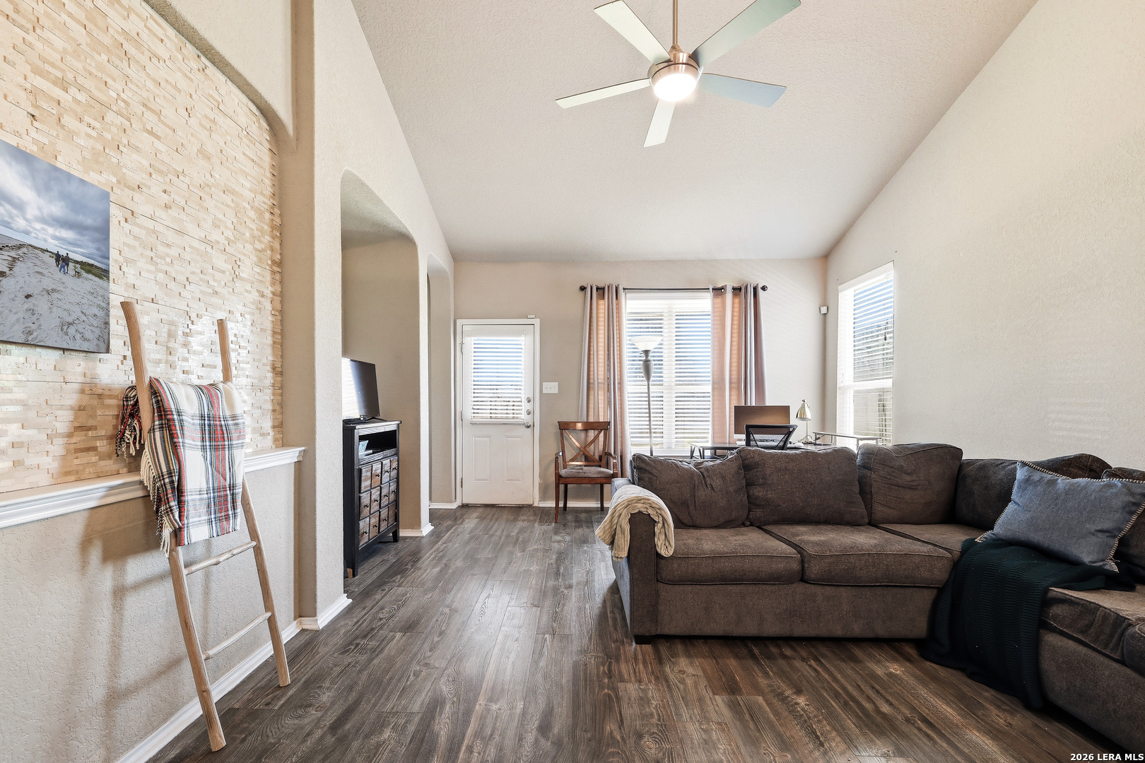 6826 Fort Bend San Antonio TX 78223