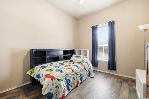 6826 Fort Bend San Antonio TX 78223