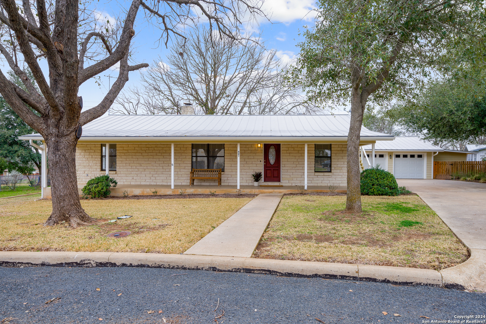 421 W Nimitz Street Fredericksburg TX 78624