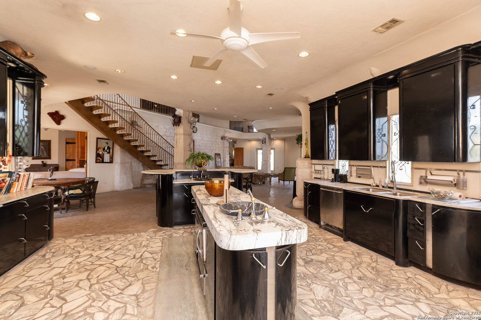 350 Ridgeview Pleasanton TX 78064
