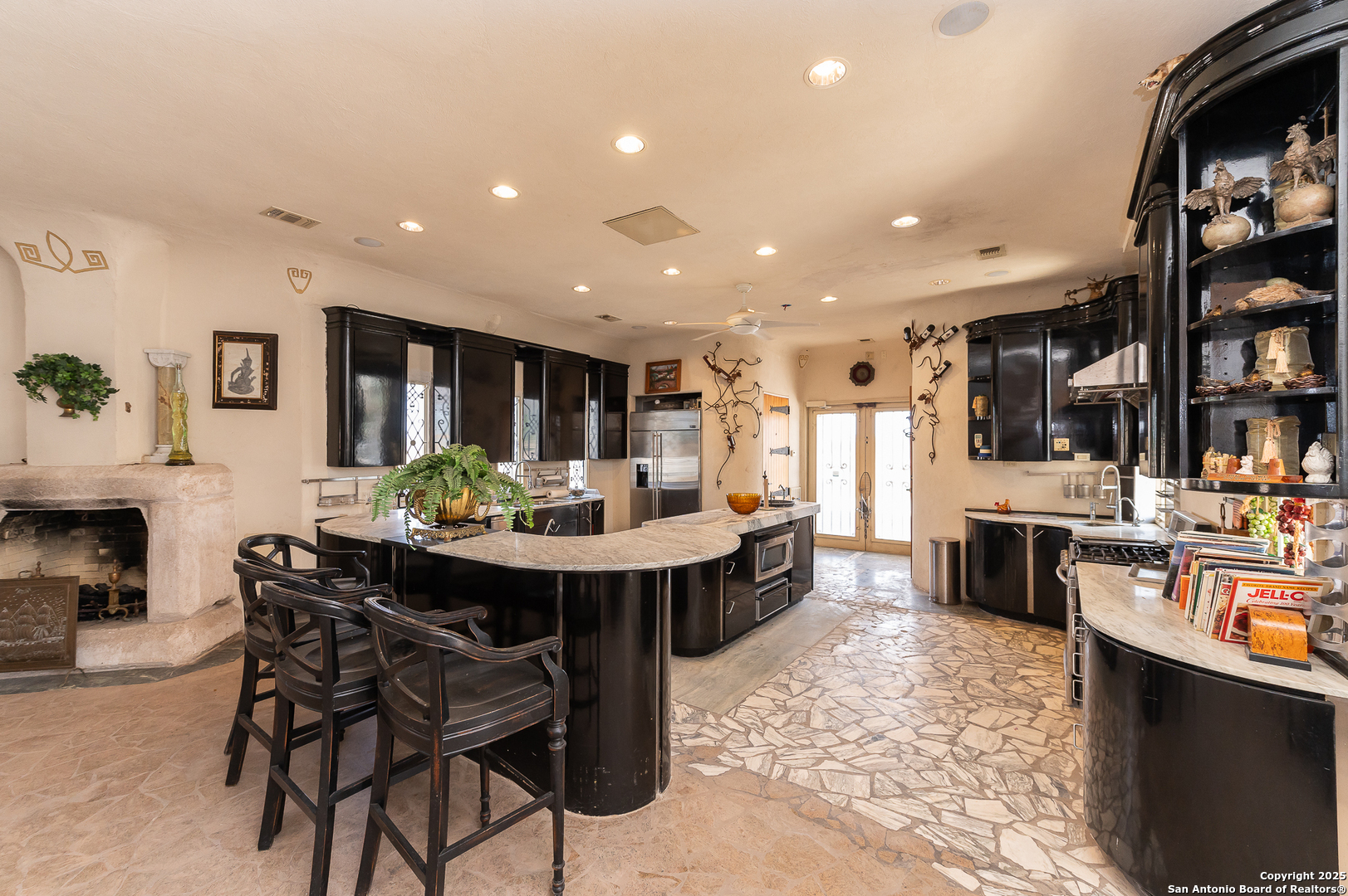 350 Ridgeview Pleasanton TX 78064