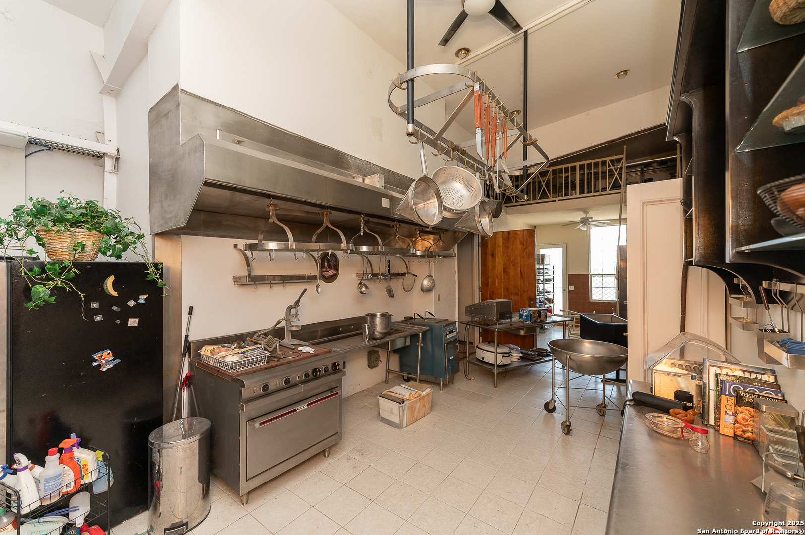 350 Ridgeview Pleasanton TX 78064