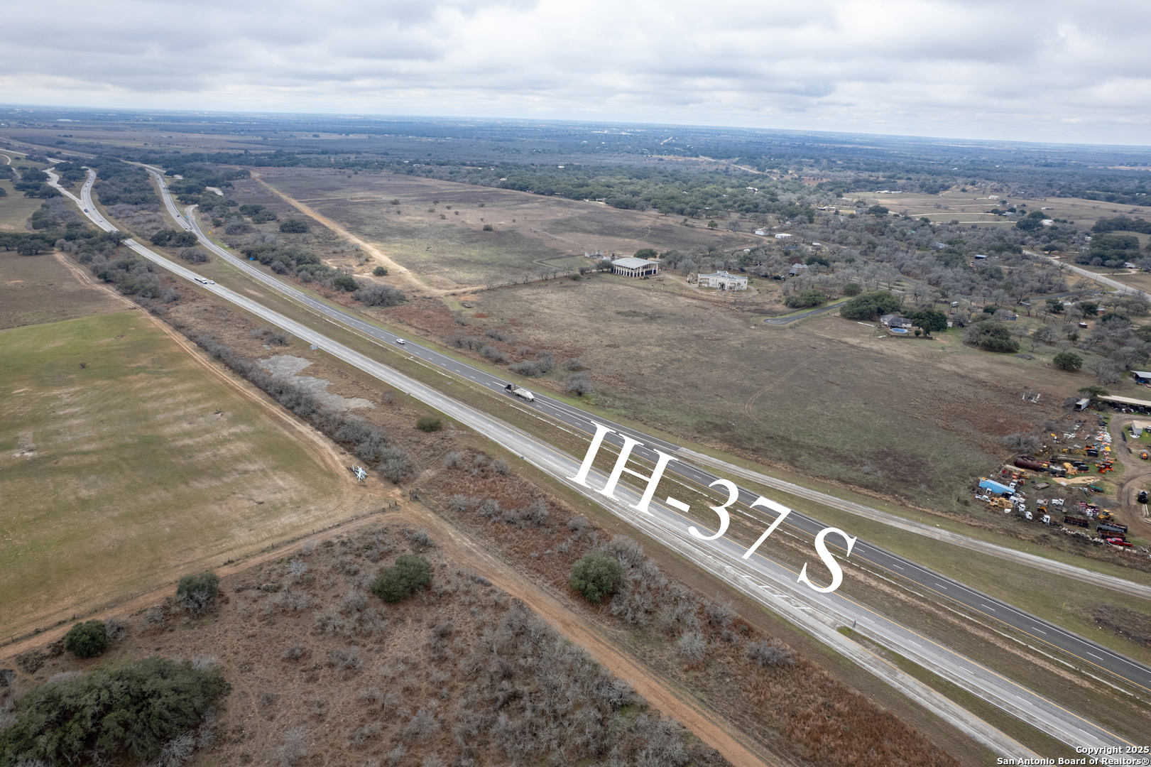 350 Ridgeview Pleasanton TX 78064