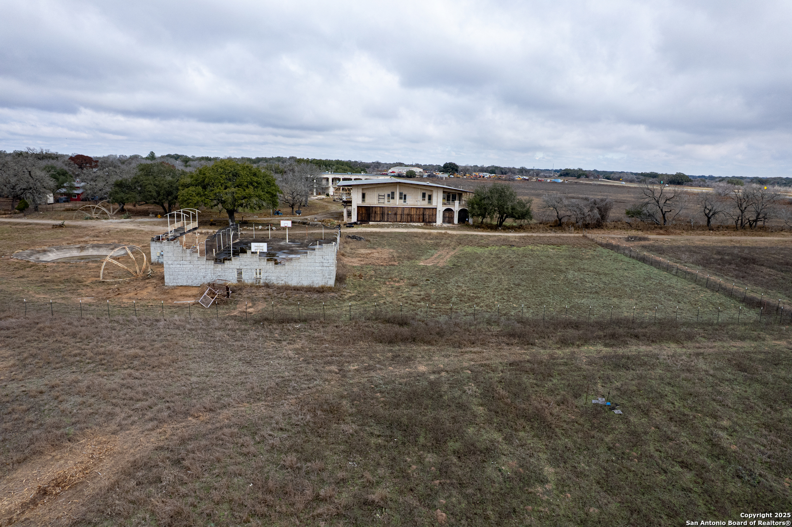 350 Ridgeview Pleasanton TX 78064