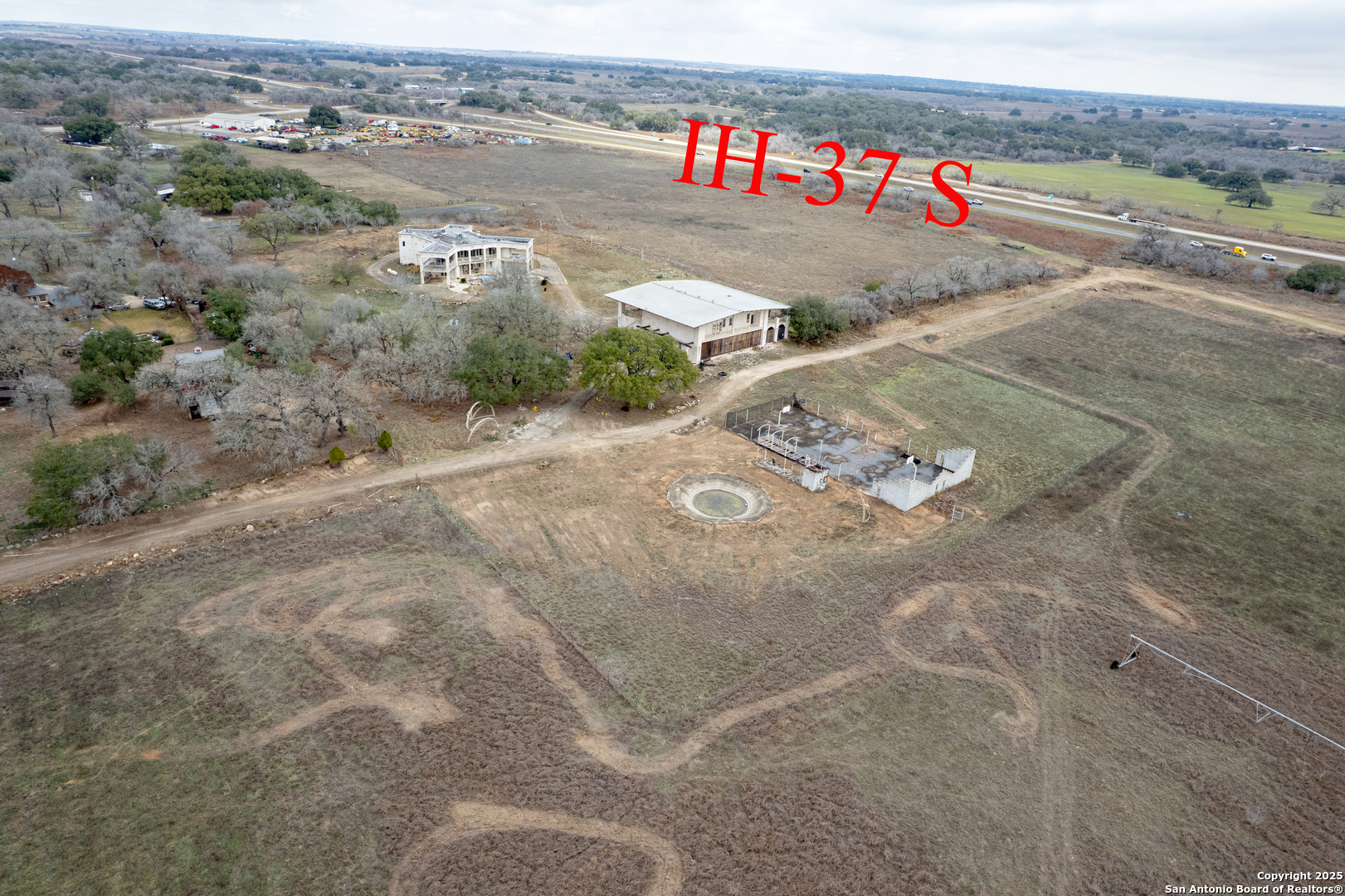 350 Ridgeview Pleasanton TX 78064