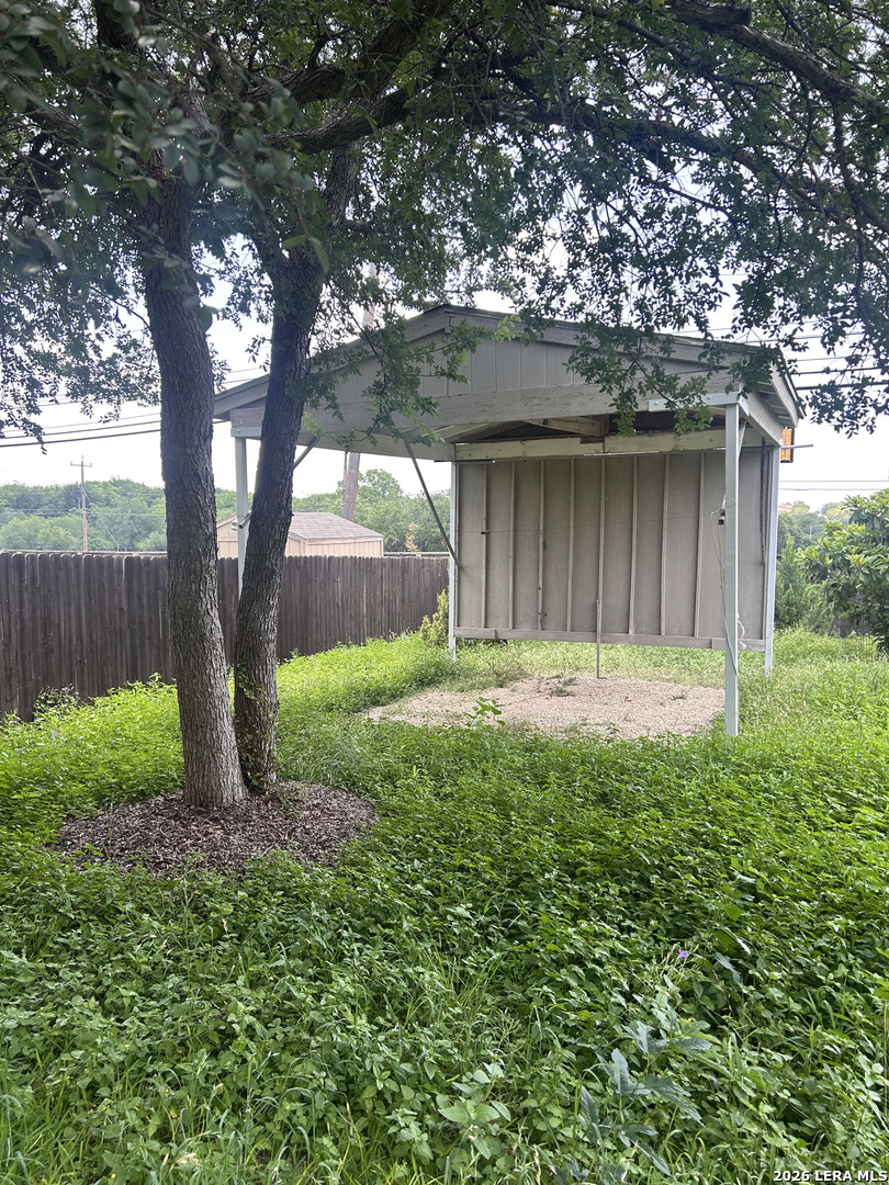 10226 Lion Hunt San Antonio TX 78251
