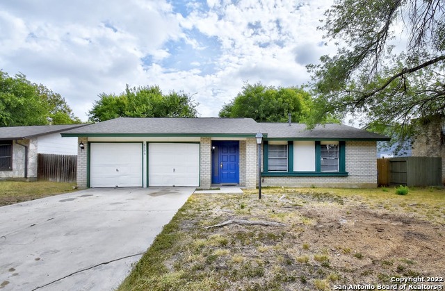 8306 Glen Shadow San Antonio TX 78239