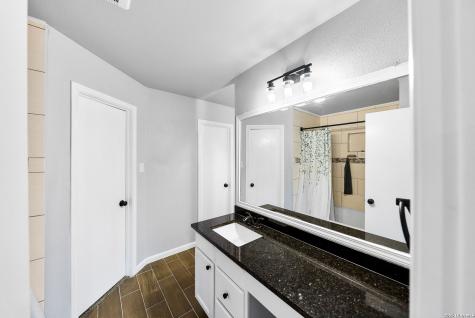 14107 Cougar Rock San Antonio TX 78230