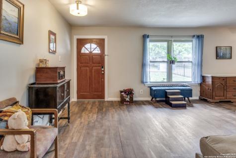 6034 Royal Point San Antonio TX 78239