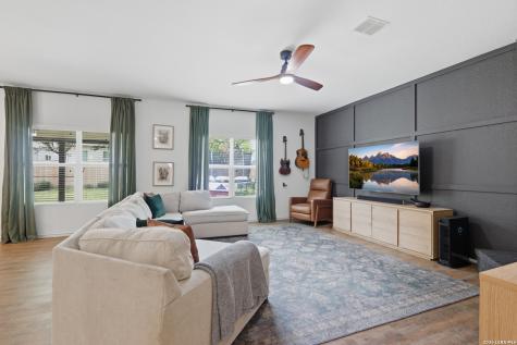 11219 Rose Canyon Helotes TX 78023