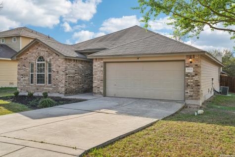 3302 Whisper Manor Schertz TX 78108