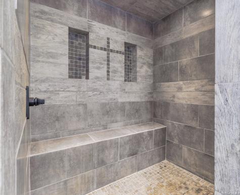 118 Pr 6190 Falls City TX 78117