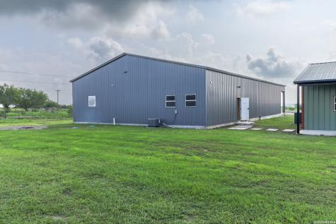 118 Pr 6190 Falls City TX 78117