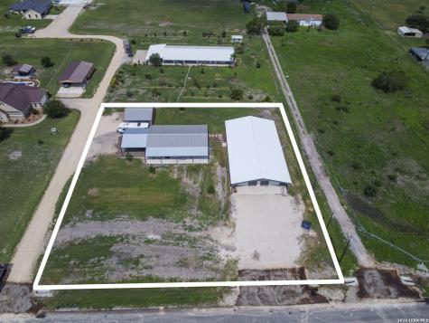 118 Pr 6190 Falls City TX 78117