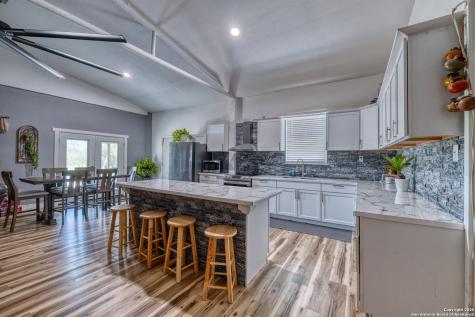 152 John Ayers Carrizo Springs TX 78834