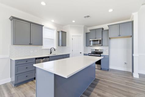 21131 Prairie Rose San Antonio TX 78264