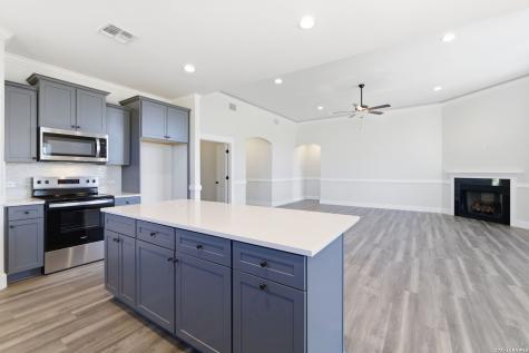 21131 Prairie Rose San Antonio TX 78264
