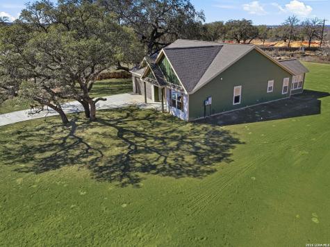 21131 Prairie Rose San Antonio TX 78264