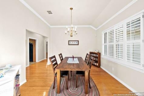100 Glen Lakes Court W Ingram TX 78025