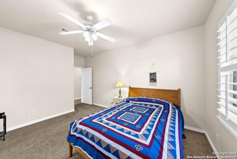 100 Glen Lakes Court W Ingram TX 78025