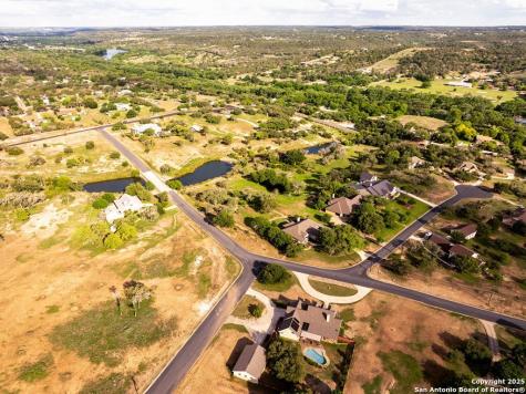 100 Glen Lakes Court W Ingram TX 78025