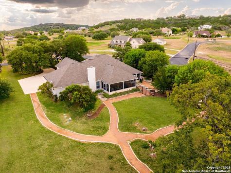 100 Glen Lakes Court W Ingram TX 78025