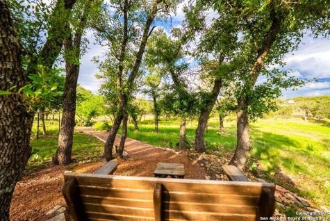 100 Glen Lakes Court W Ingram TX 78025