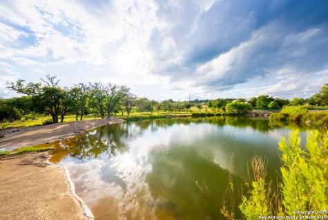 100 Glen Lakes Court W Ingram TX 78025