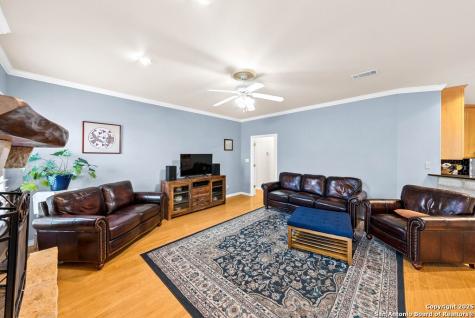 100 Glen Lakes Court W Ingram TX 78025