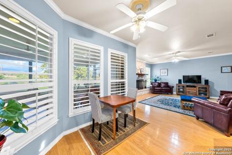 100 Glen Lakes Court W Ingram TX 78025