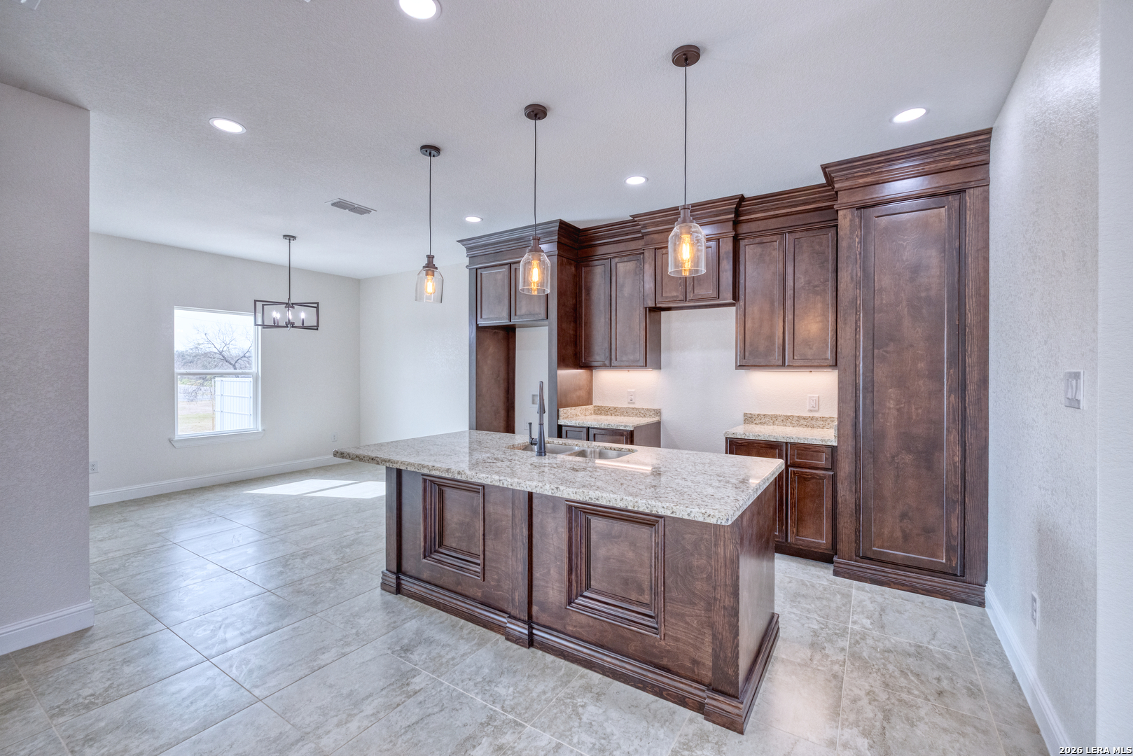 207 Riverside Drive Uvalde TX 78801