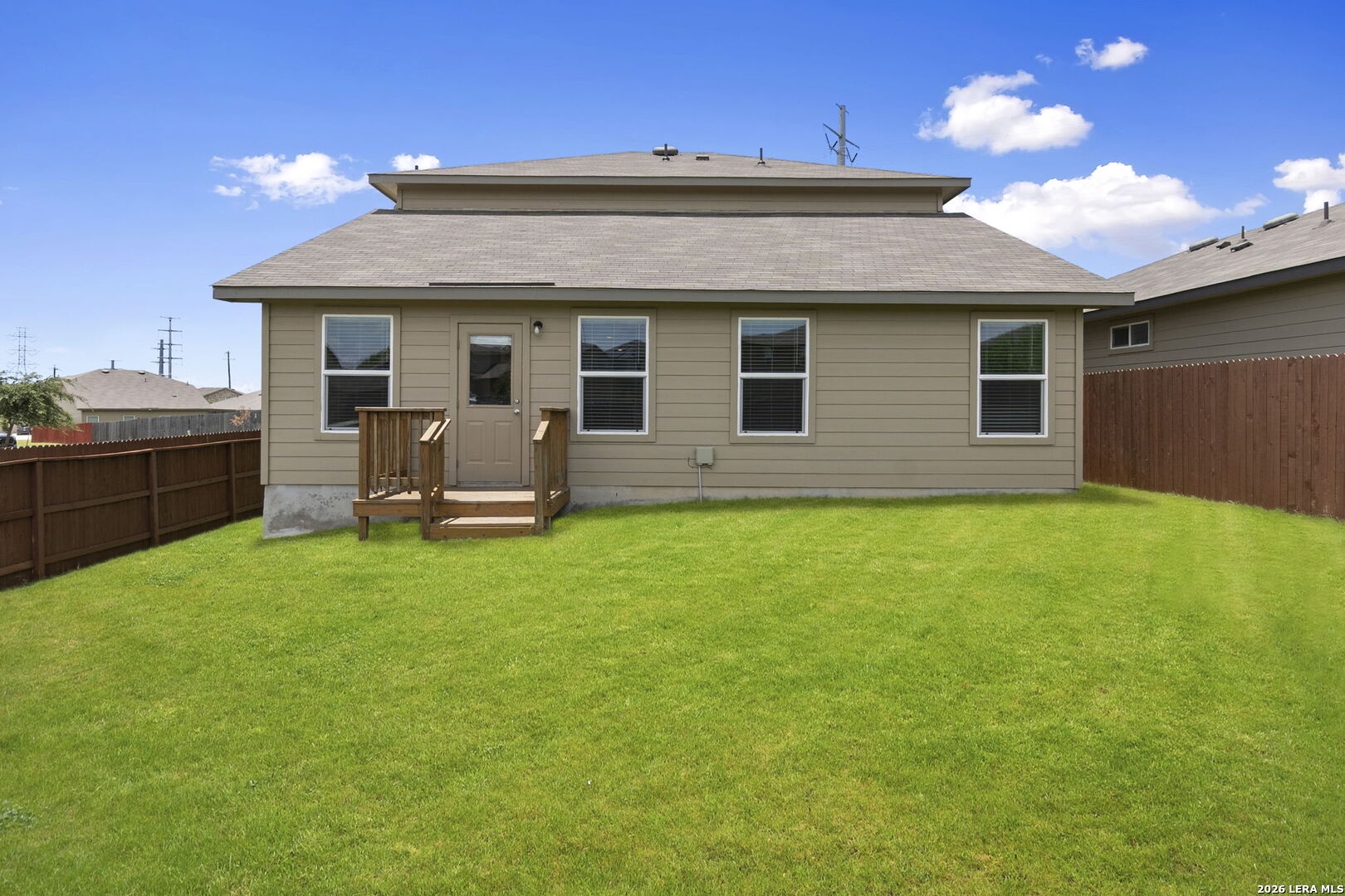 2526 Wentwood San Antonio TX 78245
