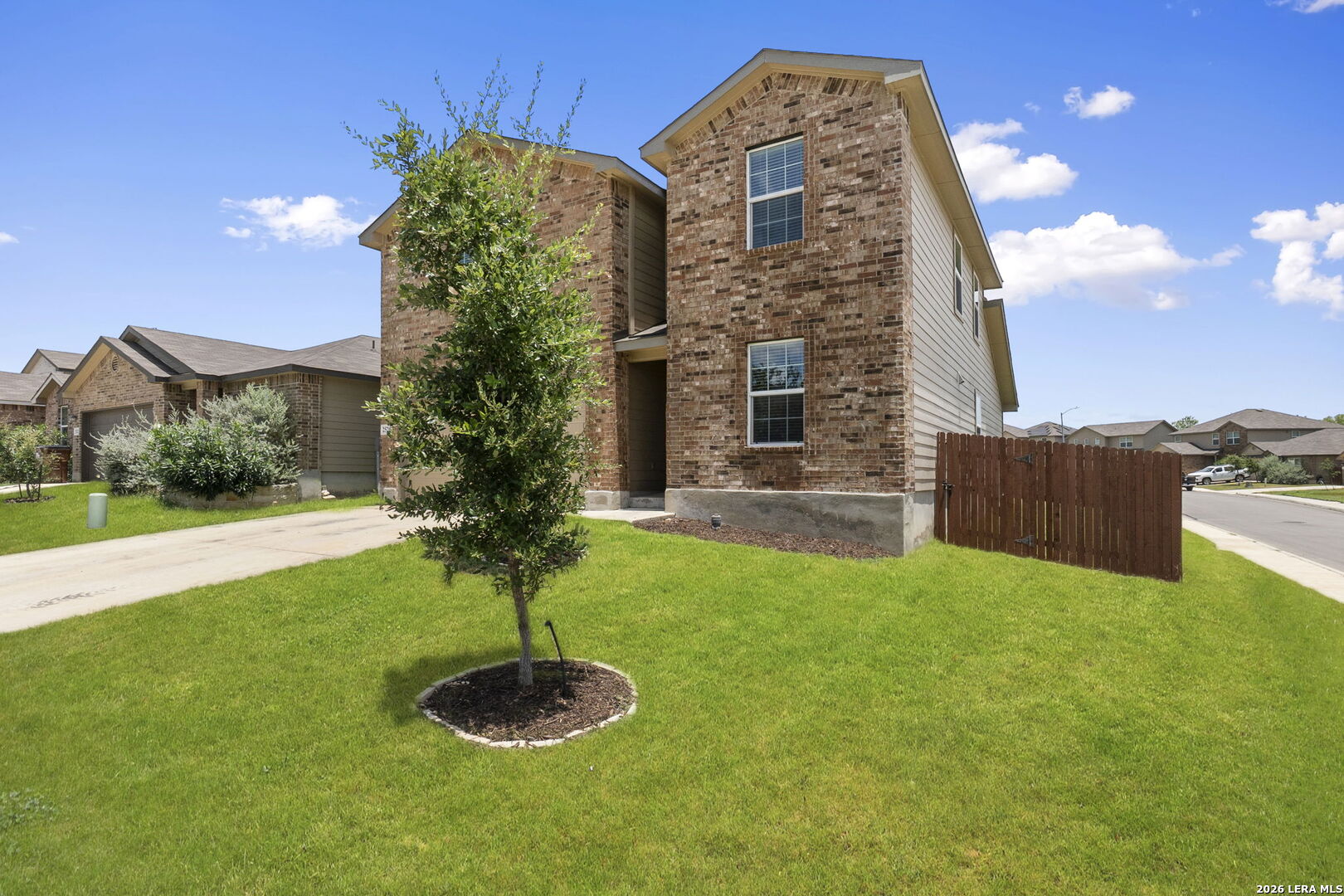 2526 Wentwood San Antonio TX 78245