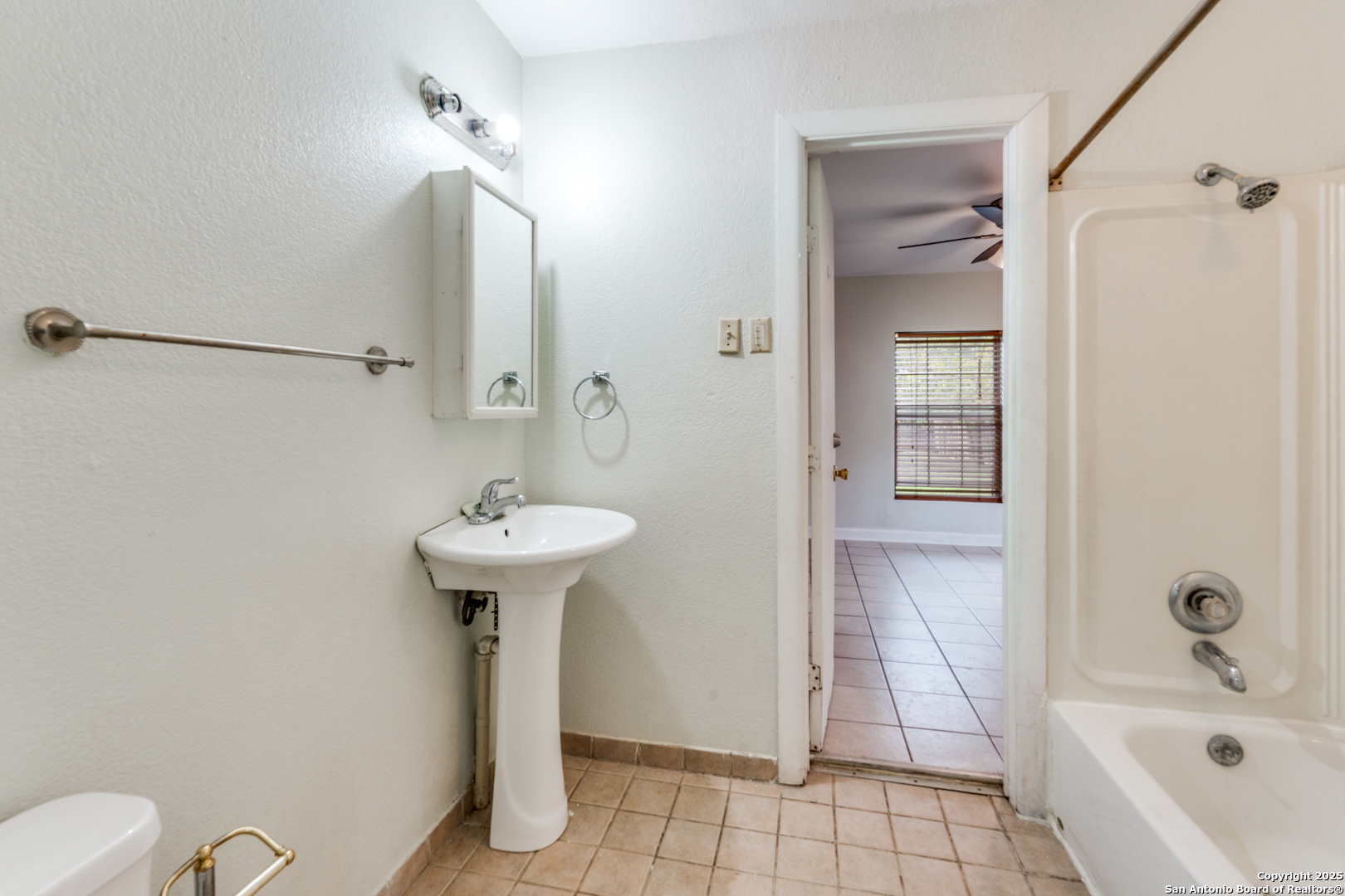 2839 Montrose San Antonio TX 78223