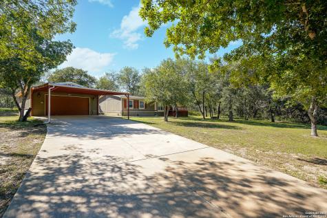 22223 Red Sand Drive San Antonio TX 78264