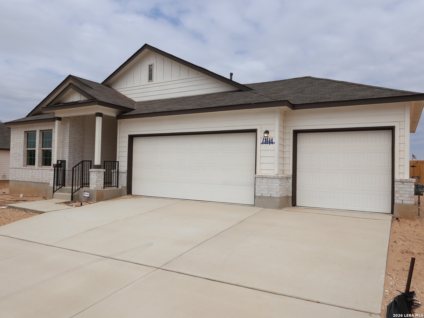 17446 Buffalo Grass Lane Elmendorf TX 78112