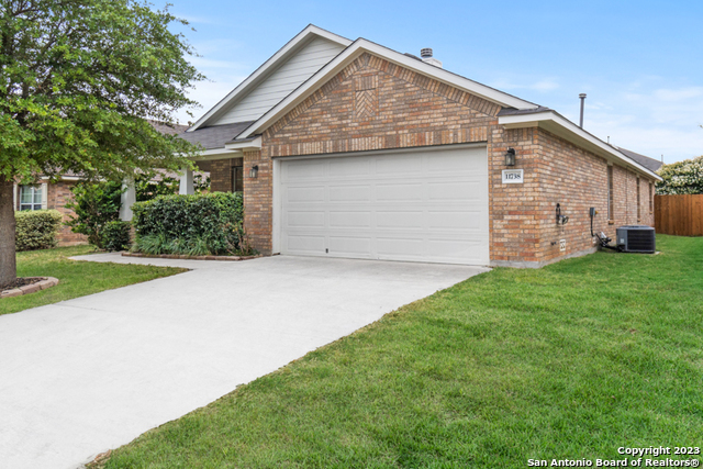 11738 Fabiana San Antonio TX 78253