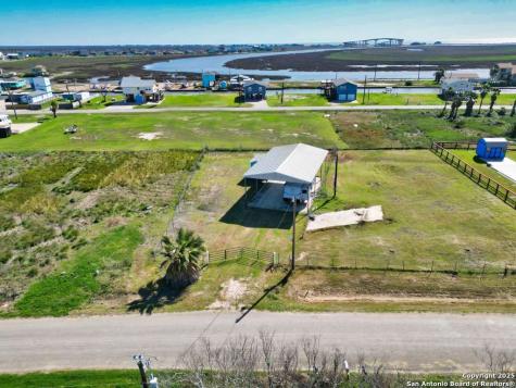 171 Flamingo Street Sargent TX 77414