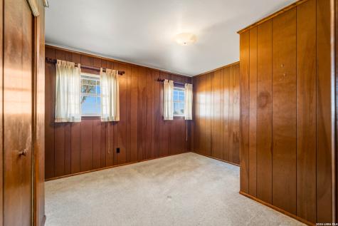 25 Labus Lane Floresville TX 78114