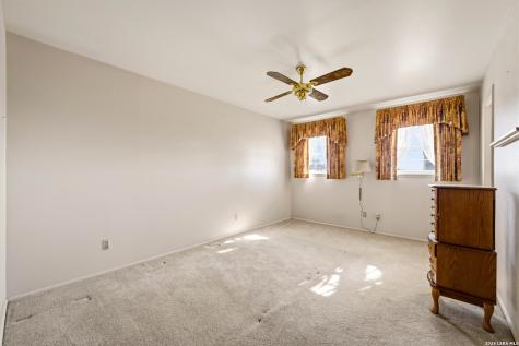 25 Labus Lane Floresville TX 78114