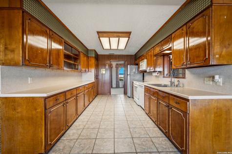25 Labus Lane Floresville TX 78114