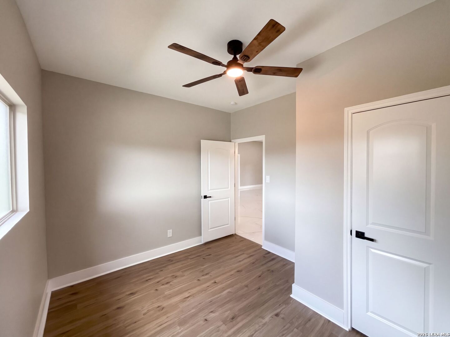 185 E Medium Meadow Drive Lytle TX 78052