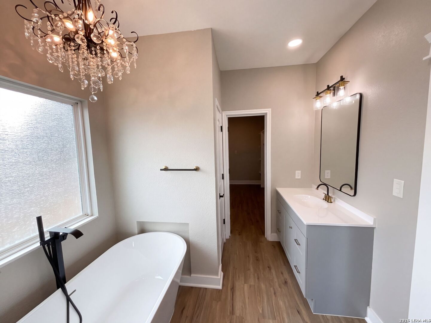 185 E Medium Meadow Drive Lytle TX 78052