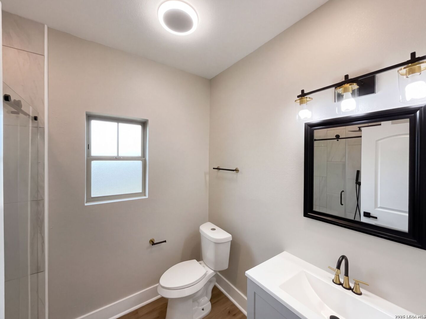185 E Medium Meadow Drive Lytle TX 78052