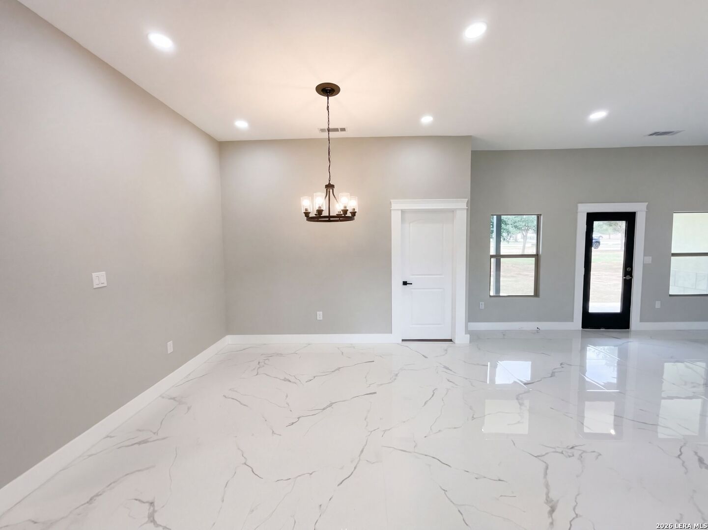 185 E Medium Meadow Drive Lytle TX 78052